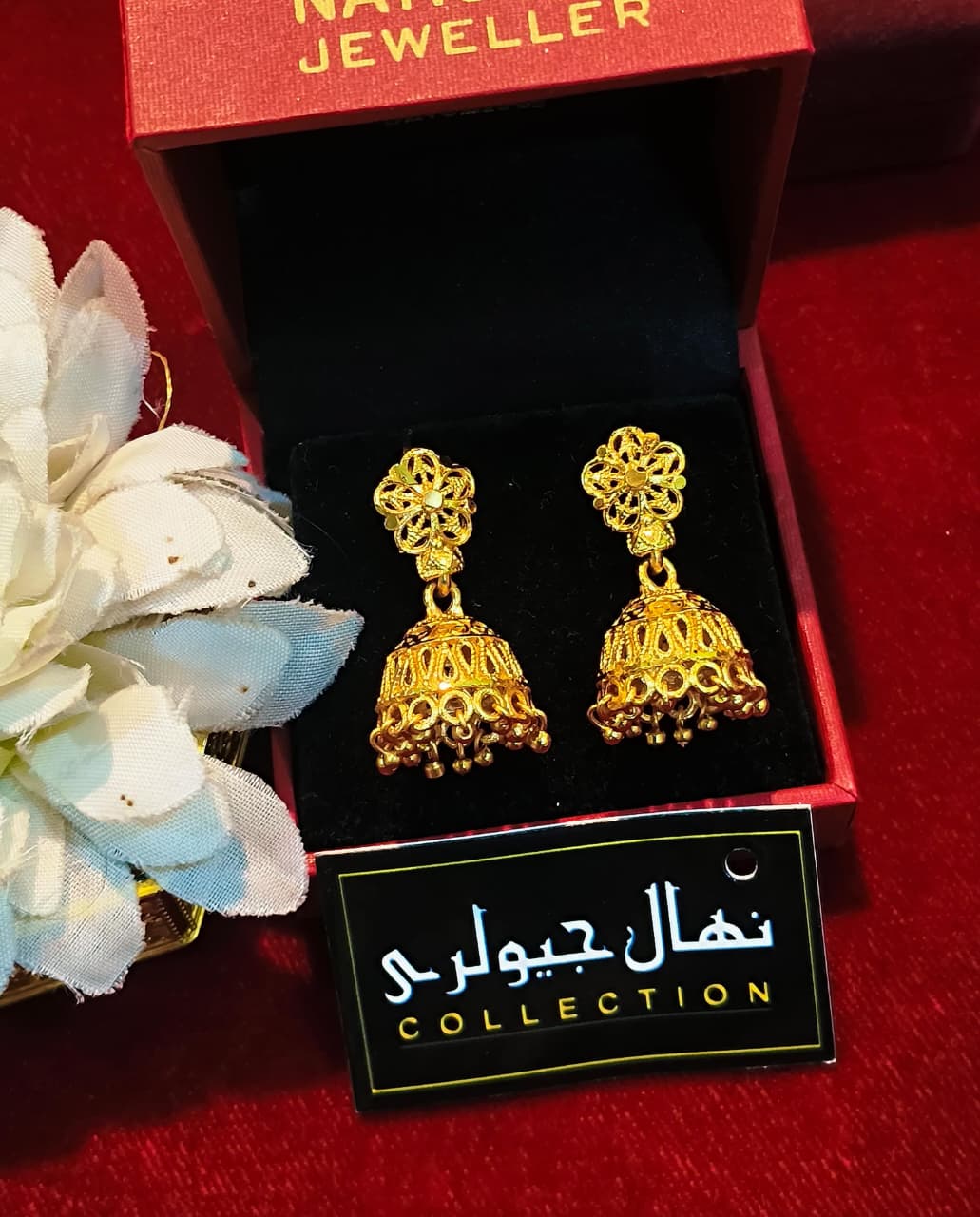 golden jhumki