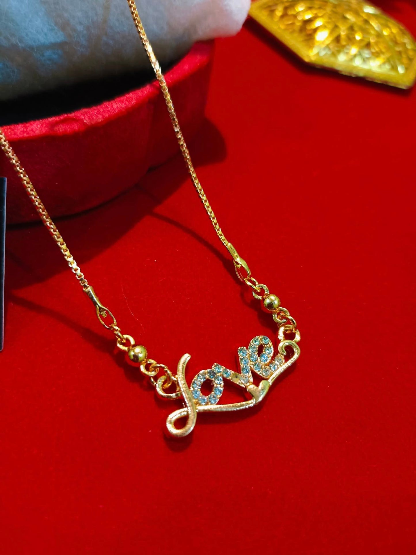 chain locket 3