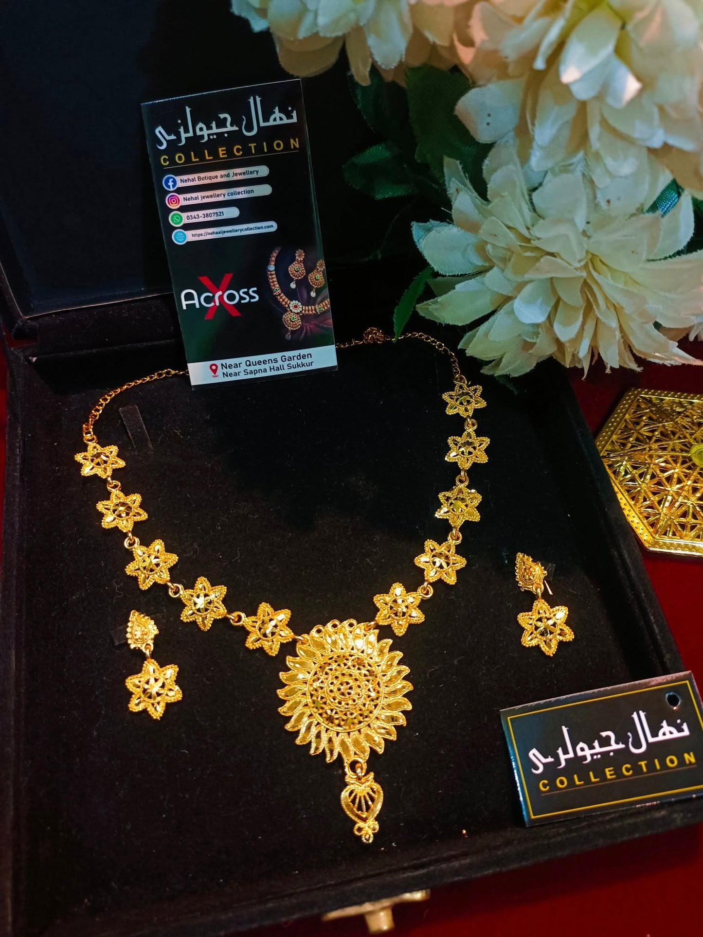 gold look chokar set 4