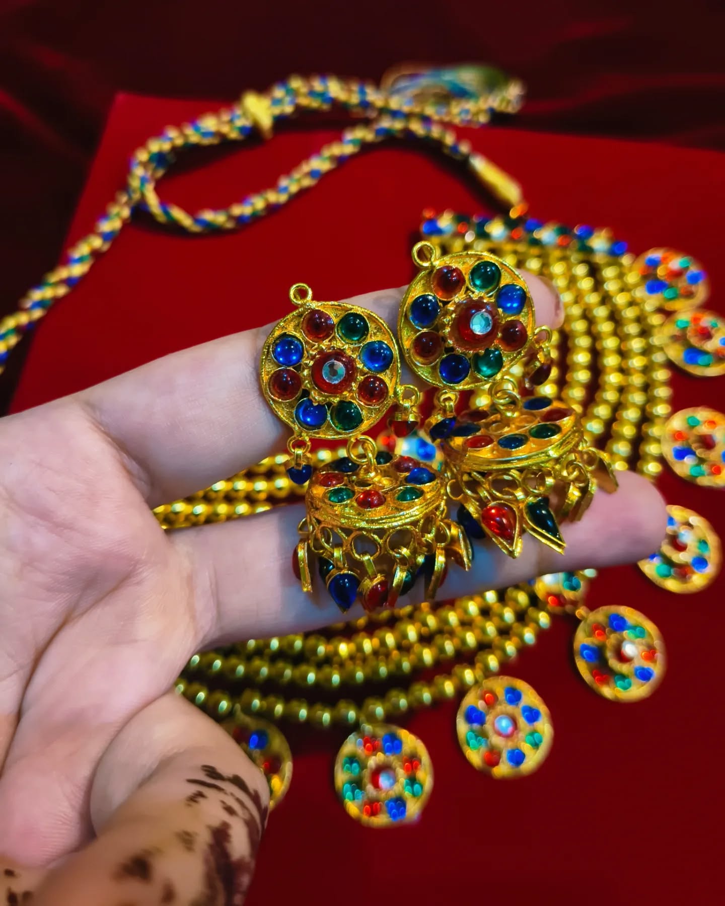 Traditional kundan Bridal chokar set