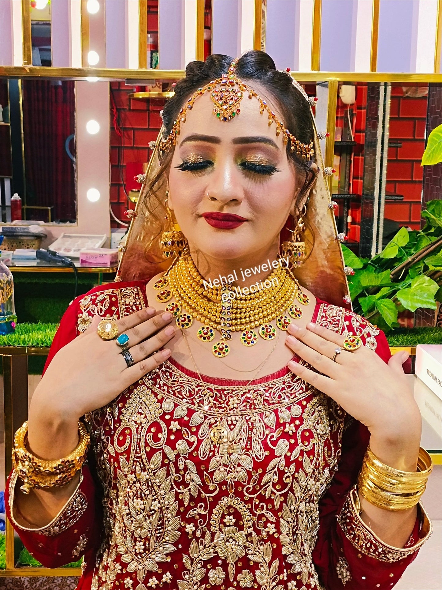 Traditional kundan Bridal chokar set
