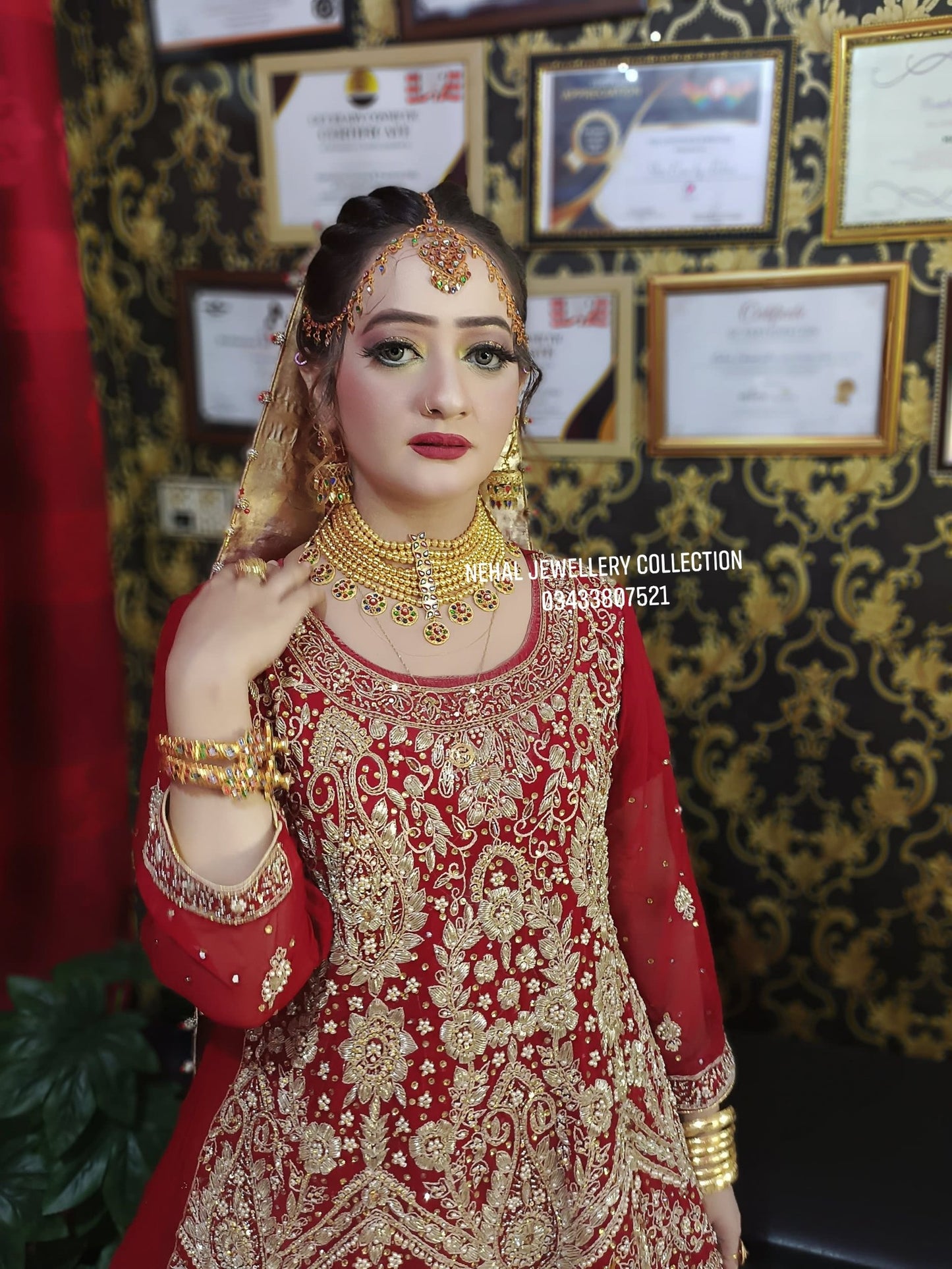 Traditional kundan Bridal chokar set