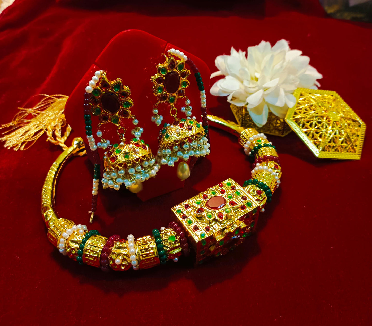 Traditional Balochi Tokk (Hassi) Kundan Article