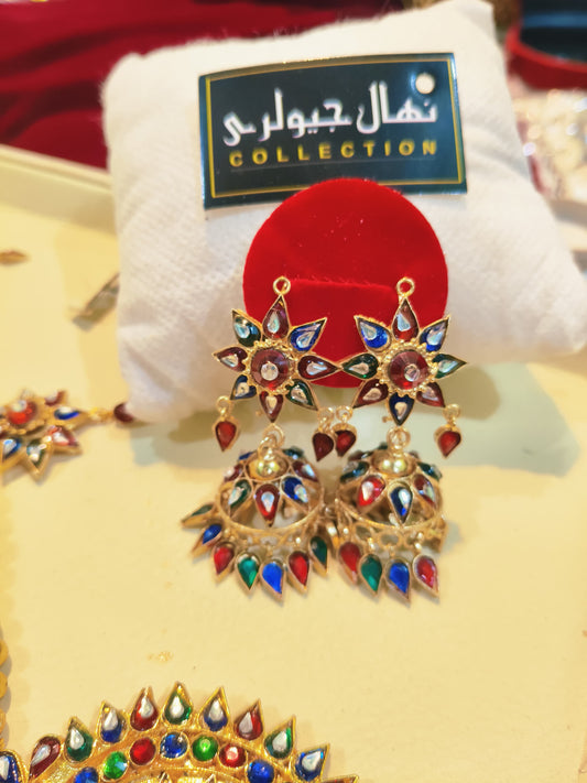 Traditional Sindhi kundan jhumke