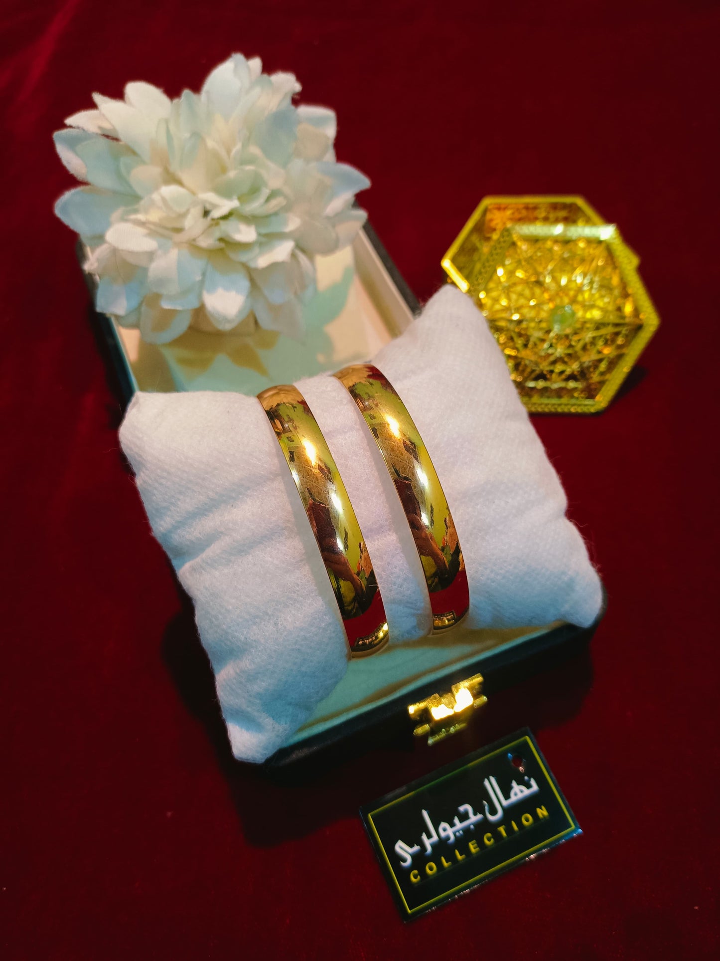 Graceful Gold-Plated Bangles – Perfect for Every Occasion